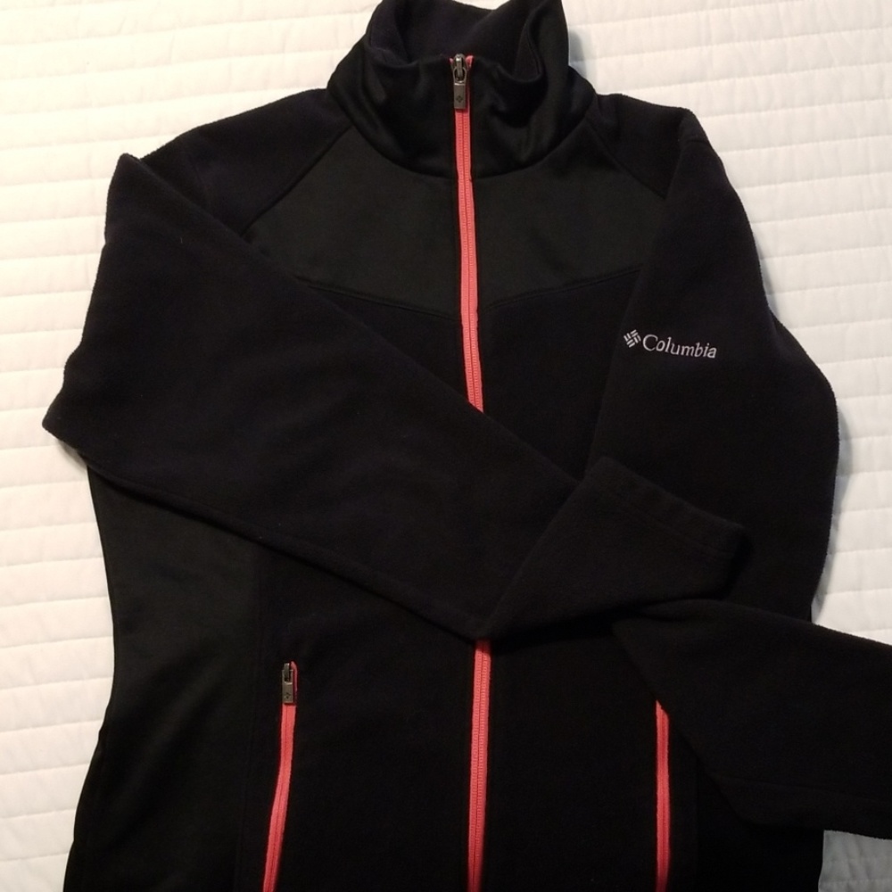 Black Columbia fleece jacket